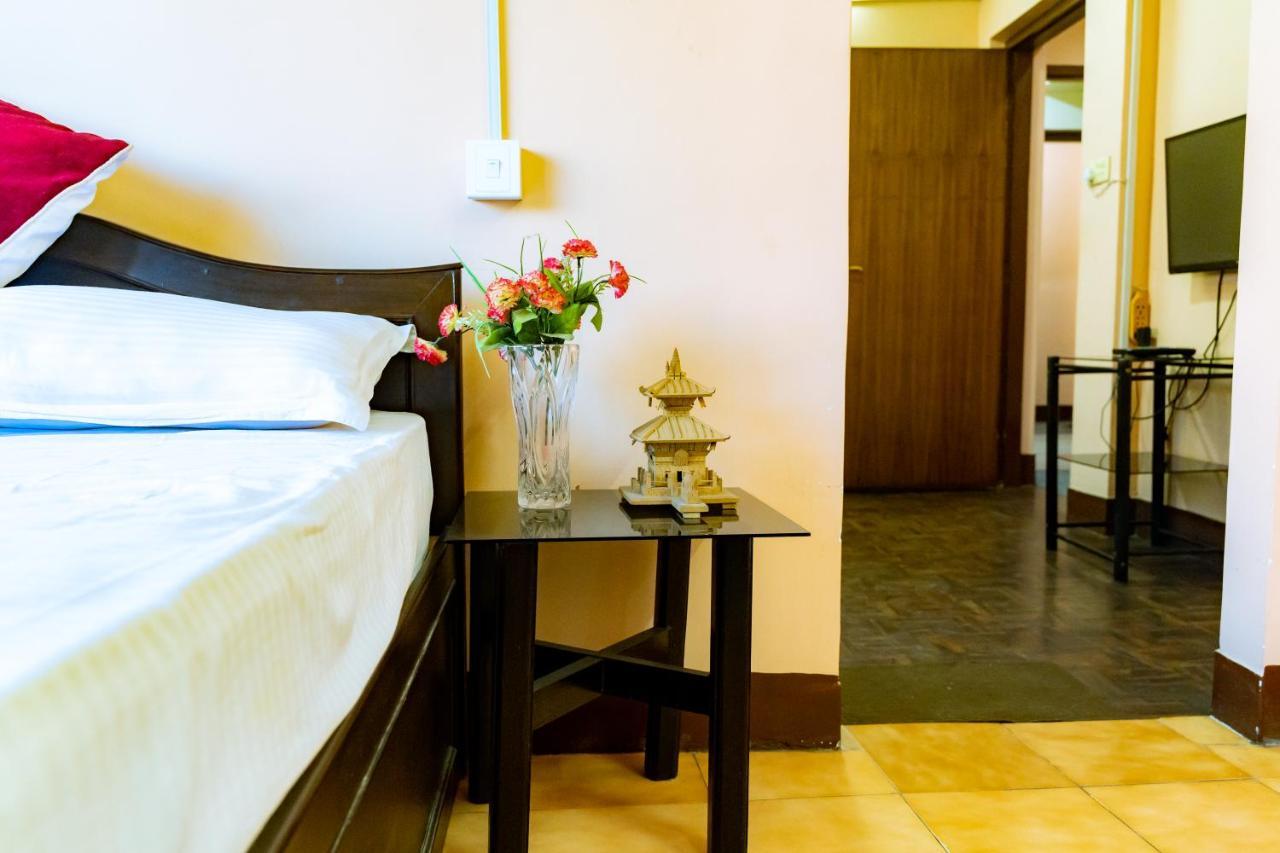 Kbb Hotel And Apartments Hosted By Hostmandu Patan Kültér fotó